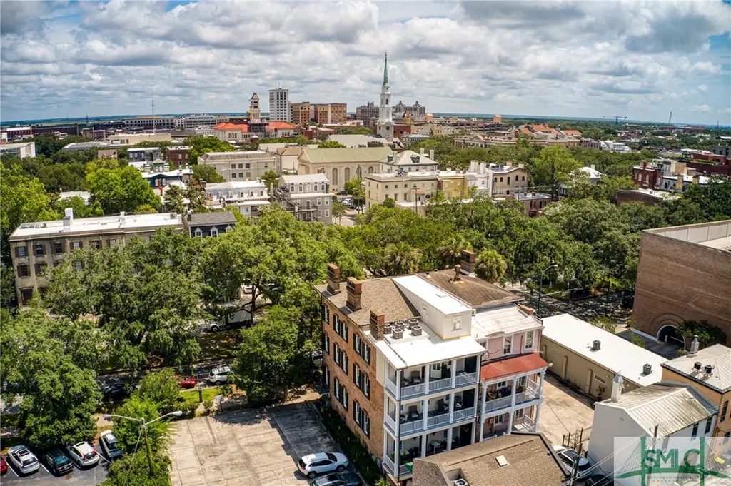 109 W Liberty Street Savannah GA 31401