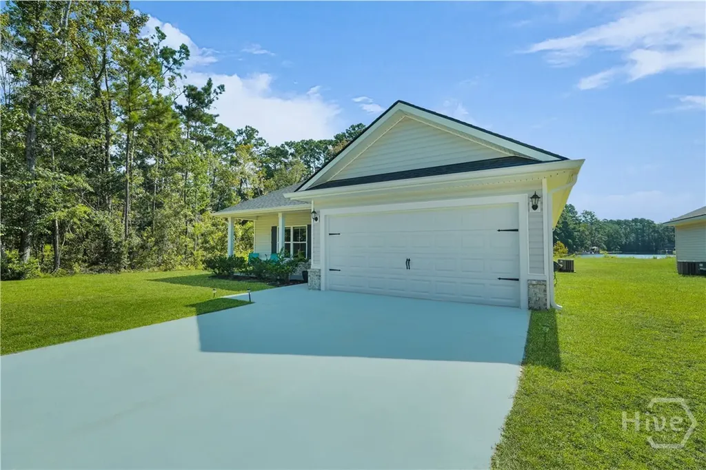 181 Pineland Road Midway GA 31320