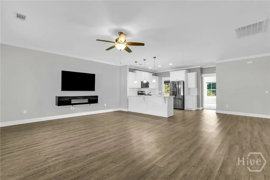 181 Pineland Road Midway GA 31320