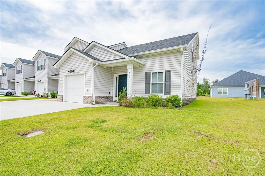 219 Haisley Run Guyton GA 31312