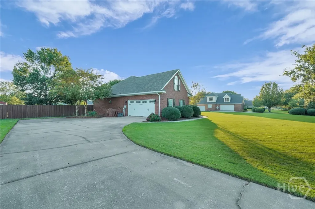 204 Camden Yard Court Guyton GA 31312