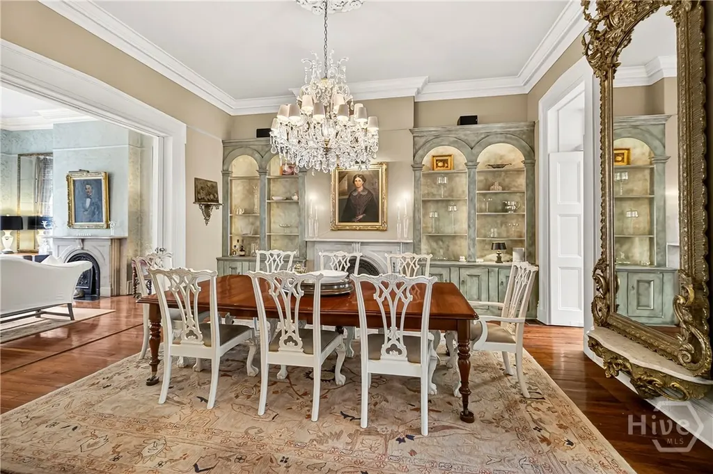 203 W Charlton Street Savannah GA 31401