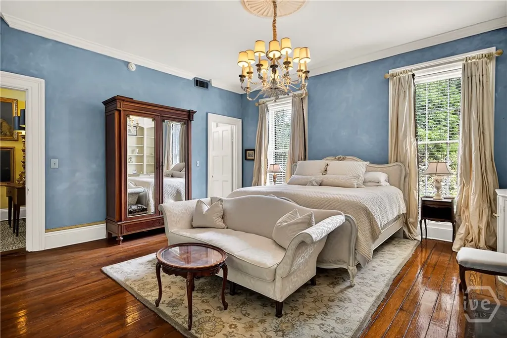 203 W Charlton Street Savannah GA 31401