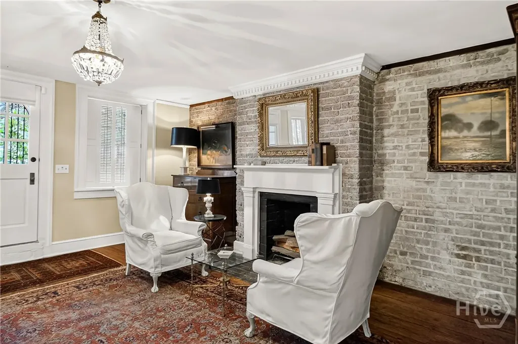 203 W Charlton Street Savannah GA 31401