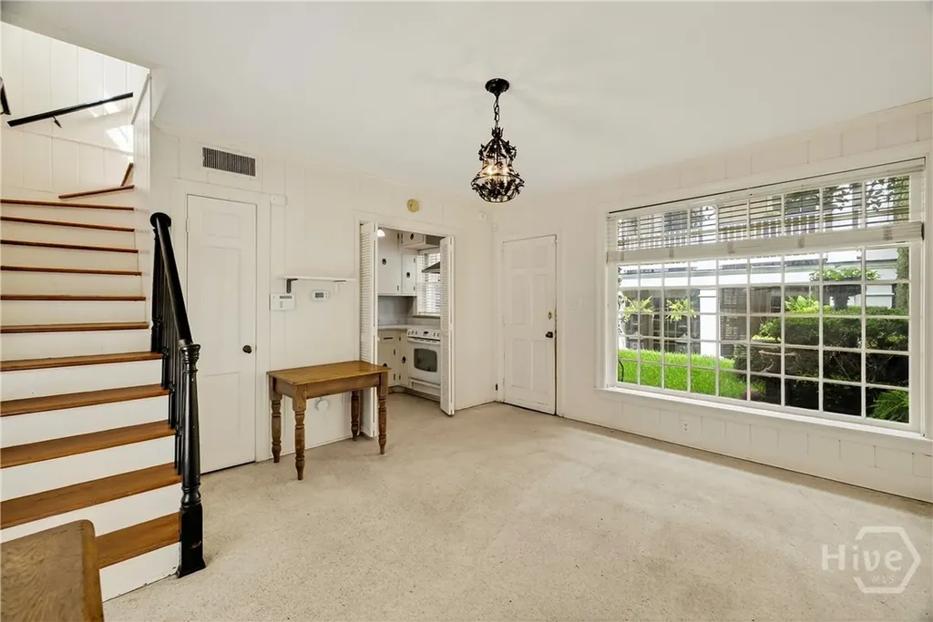 203 W Charlton Street Savannah GA 31401
