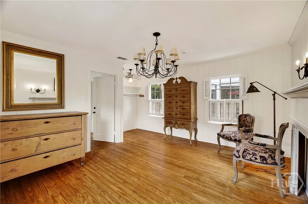 203 W Charlton Street Savannah GA 31401