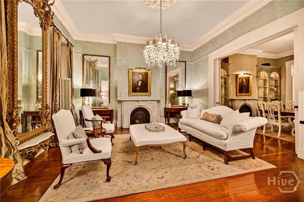 203 W Charlton Street Savannah GA 31401