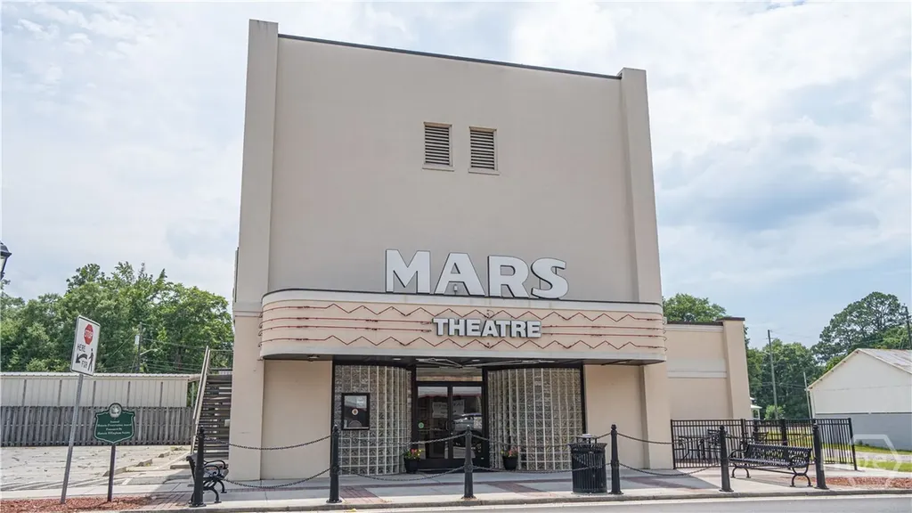 0 W Madison Street Springfield GA 31329
