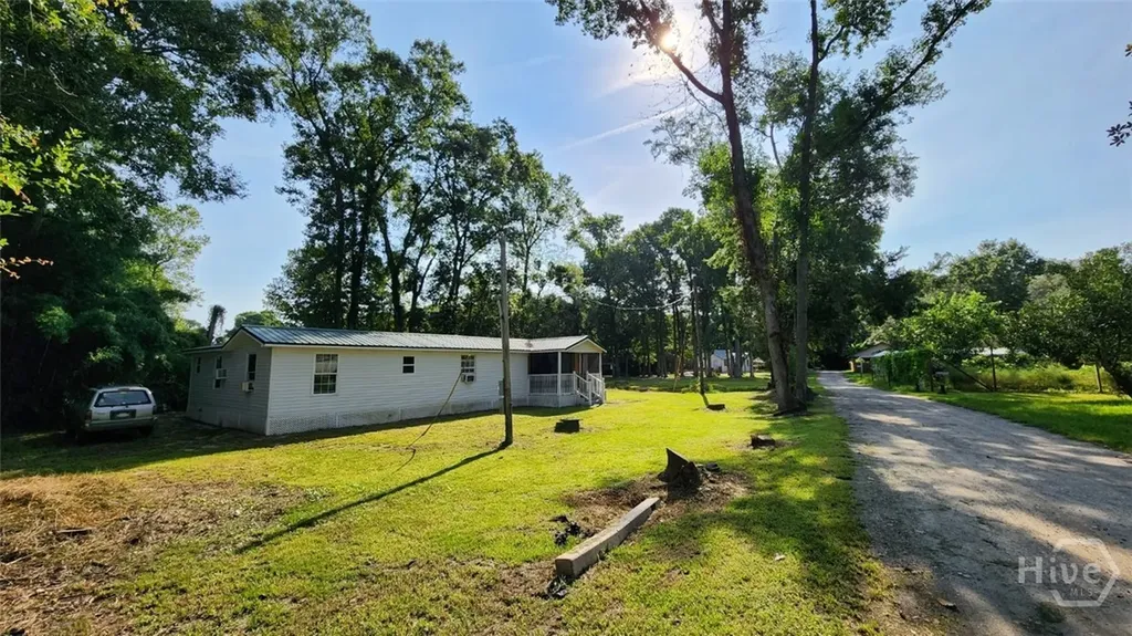 8621 Ferguson Avenue Savannah GA 31406