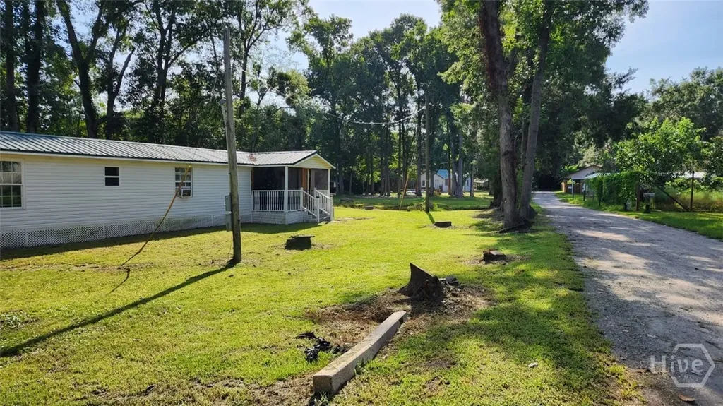 8621 Ferguson Avenue Savannah GA 31406