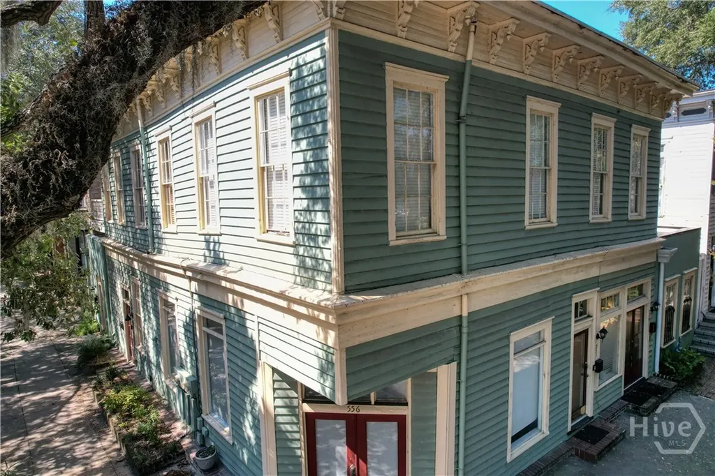 251 East Broad Street Savannah GA 31401