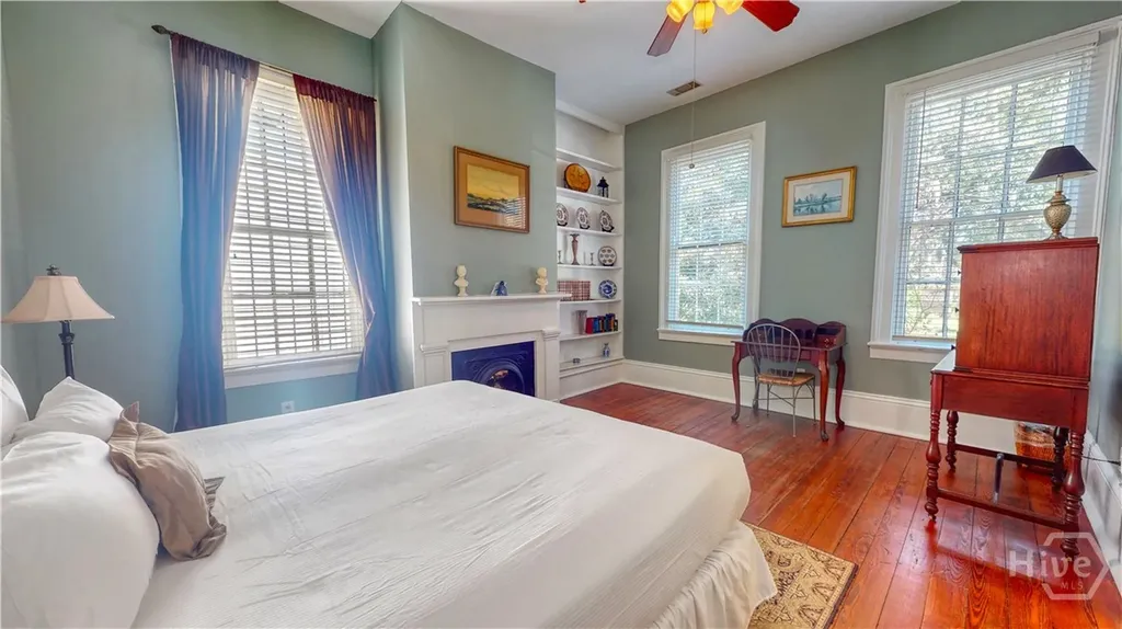 251 East Broad Street Savannah GA 31401