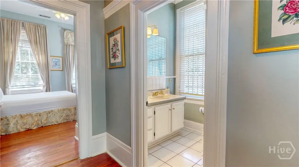 251 East Broad Street Savannah GA 31401