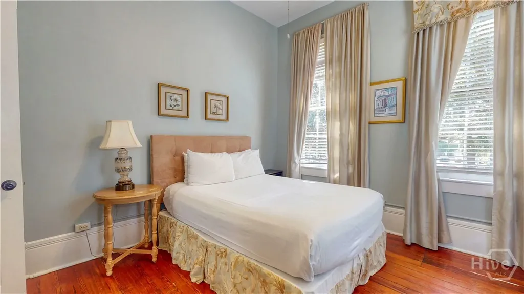 251 East Broad Street Savannah GA 31401