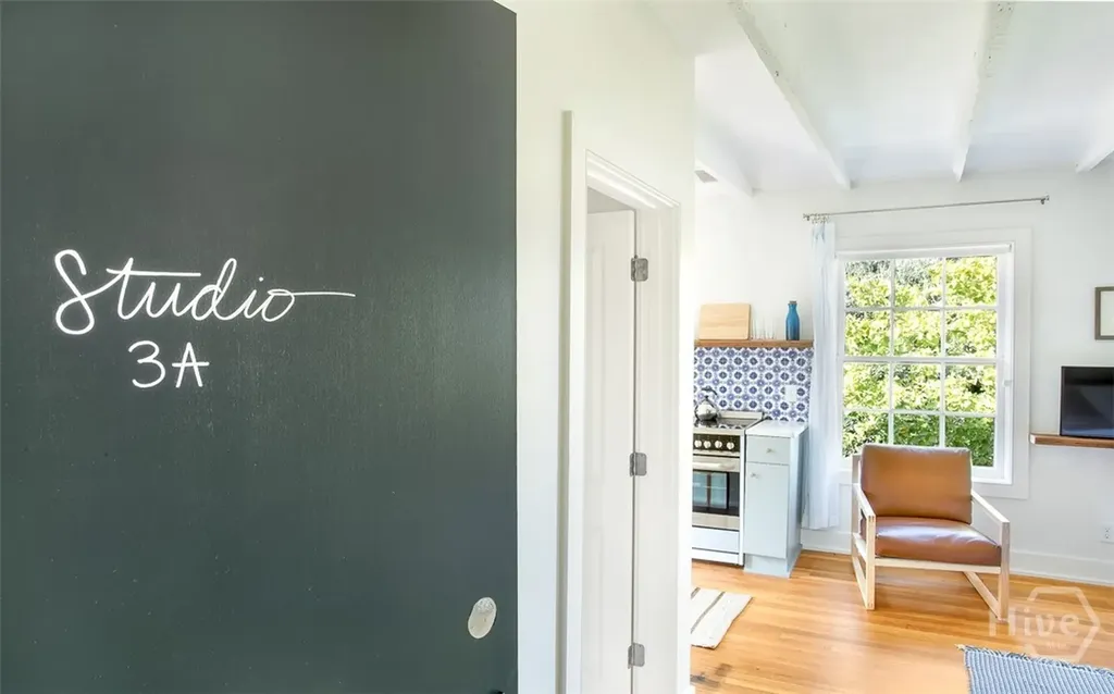 1 E Gordon Street Savannah GA 31401