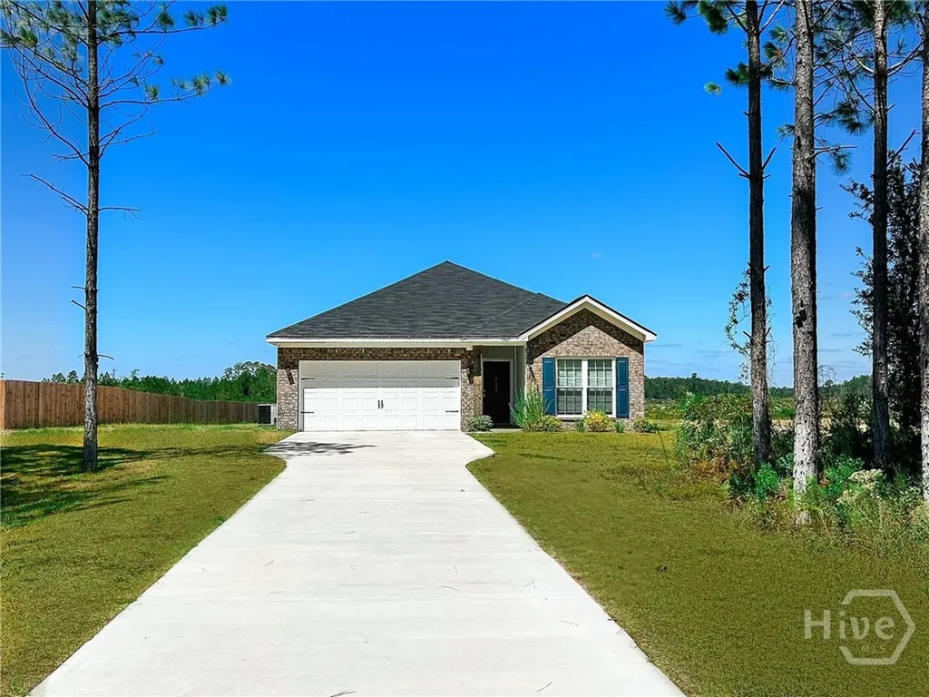 1667 SE Arnold Drive Allenhurst GA 31301