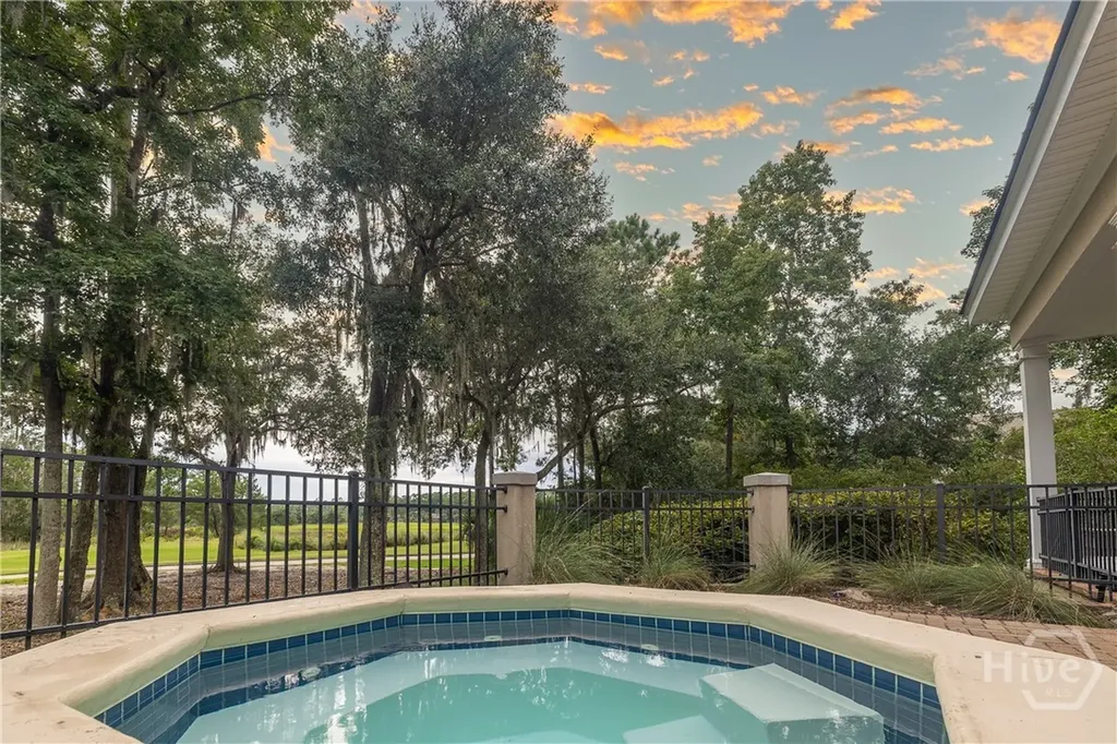 6 River Otter Lane Savannah GA 31411