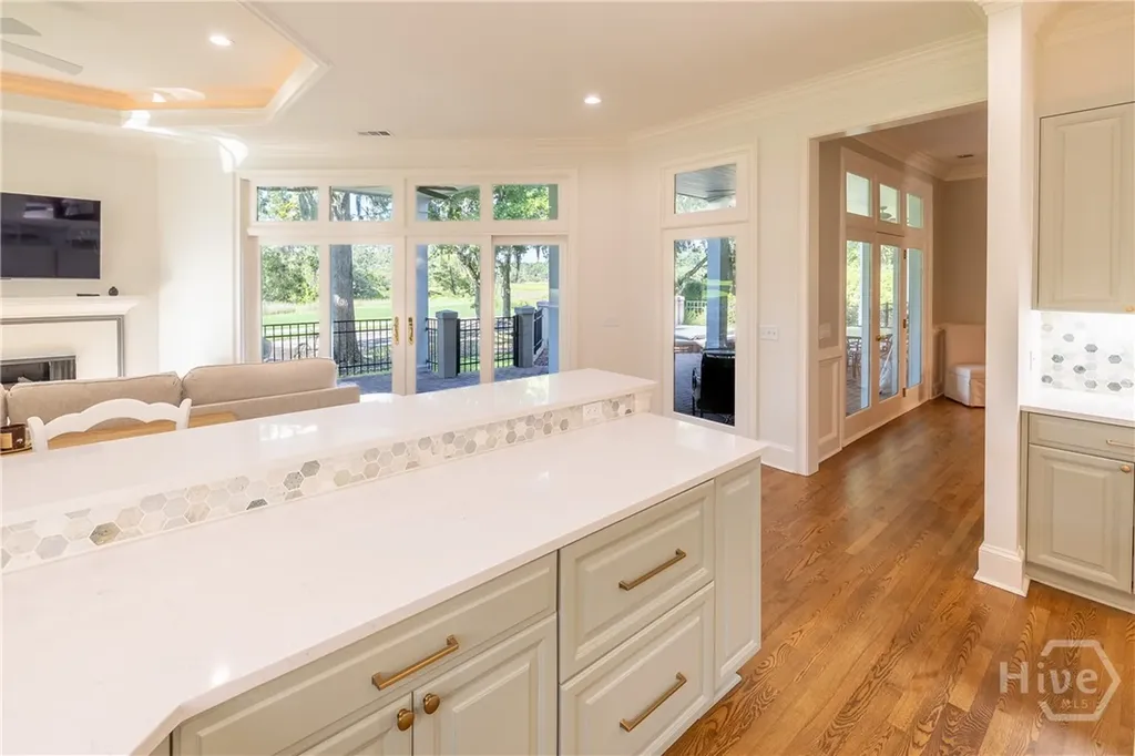 6 River Otter Lane Savannah GA 31411