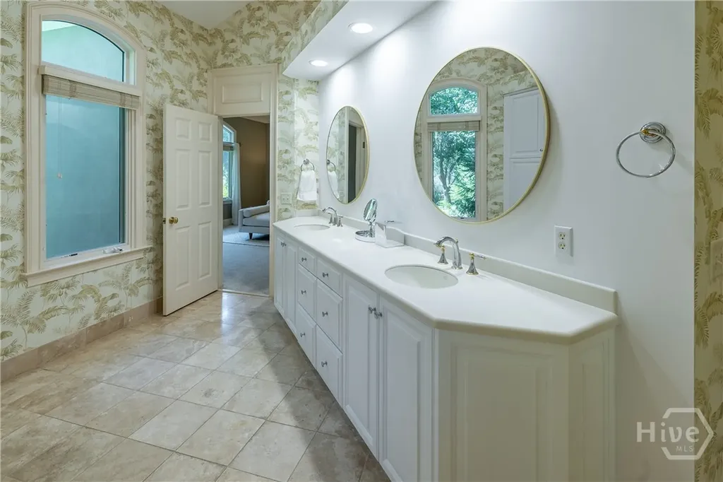 6 River Otter Lane Savannah GA 31411