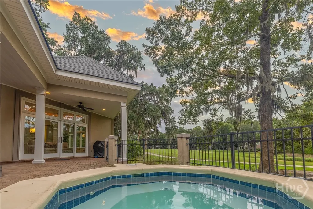 6 River Otter Lane Savannah GA 31411