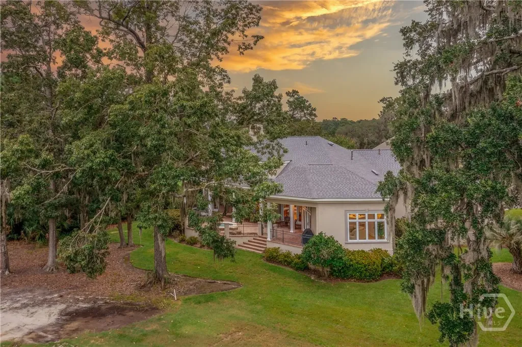 6 River Otter Lane Savannah GA 31411