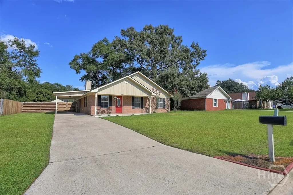1448 Coalition Circle Hinesville GA 31313