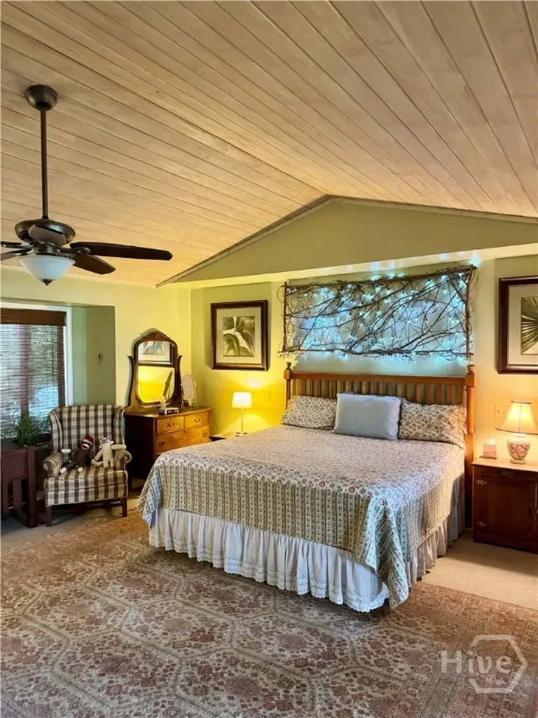 1142 River Drive NE Townsend GA 31331