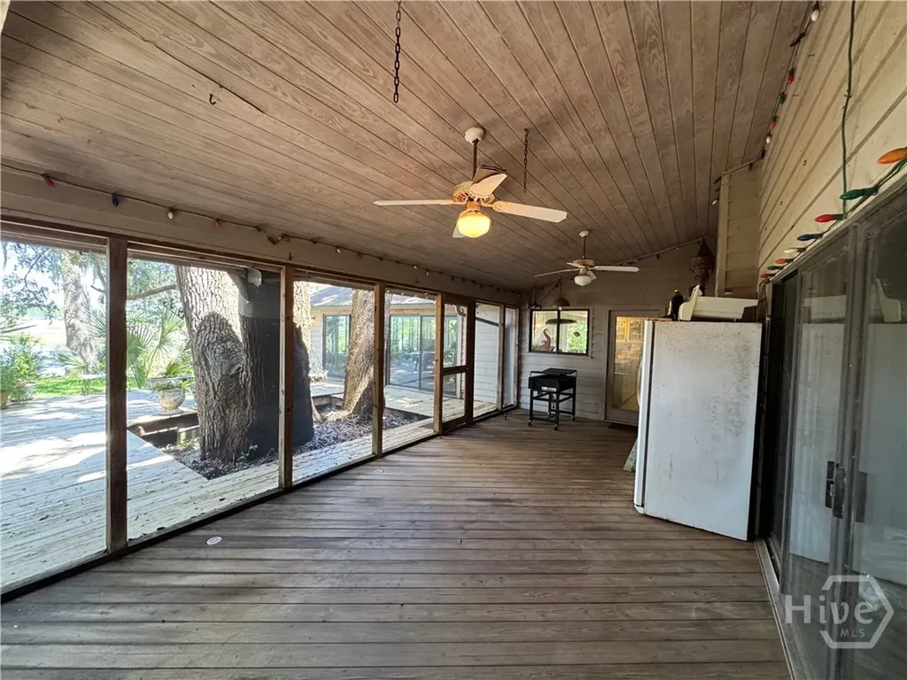 1142 River Drive NE Townsend GA 31331