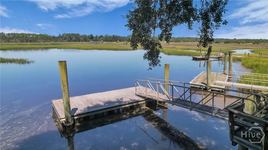 1142 River Drive NE Townsend GA 31331