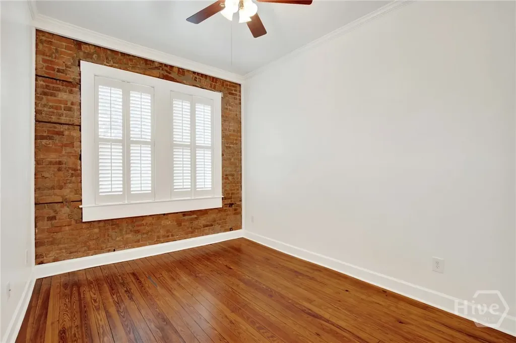 125 E Broad Street Savannah GA 31401