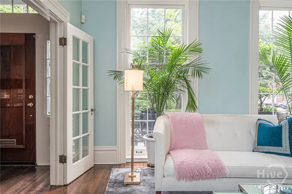 3 E Gordon Street Savannah GA 31401