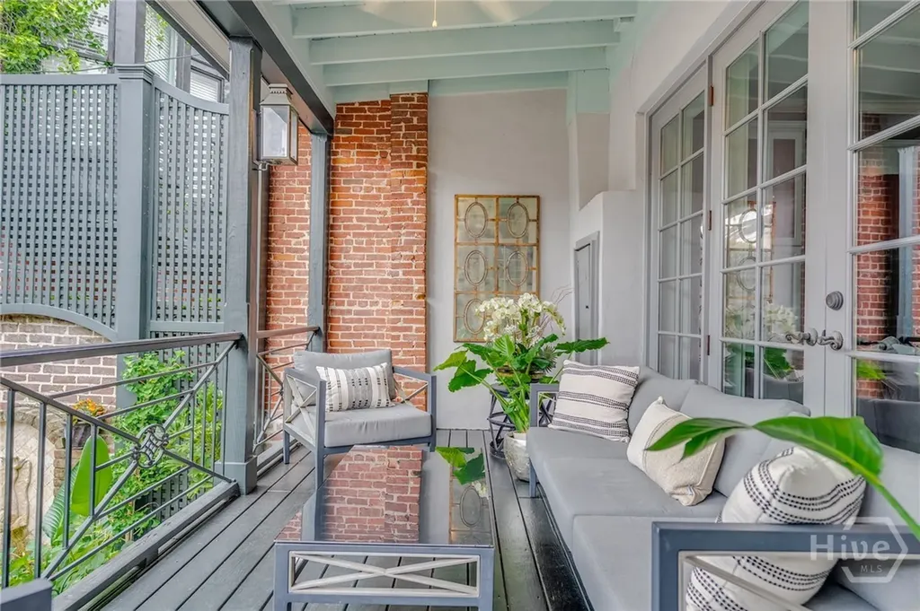 3 E Gordon Street Savannah GA 31401