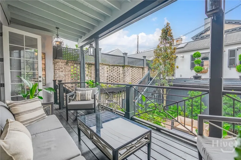 3 E Gordon Street Savannah GA 31401