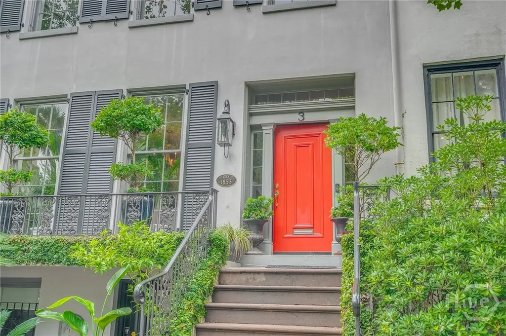 3 E Gordon Street Savannah GA 31401