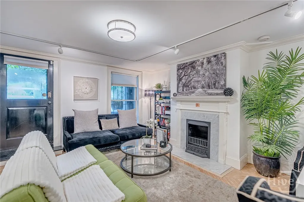3 E Gordon Street Savannah GA 31401