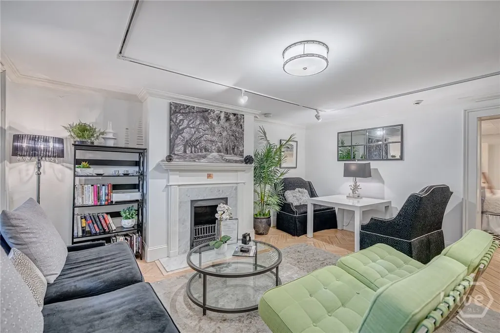 3 E Gordon Street Savannah GA 31401