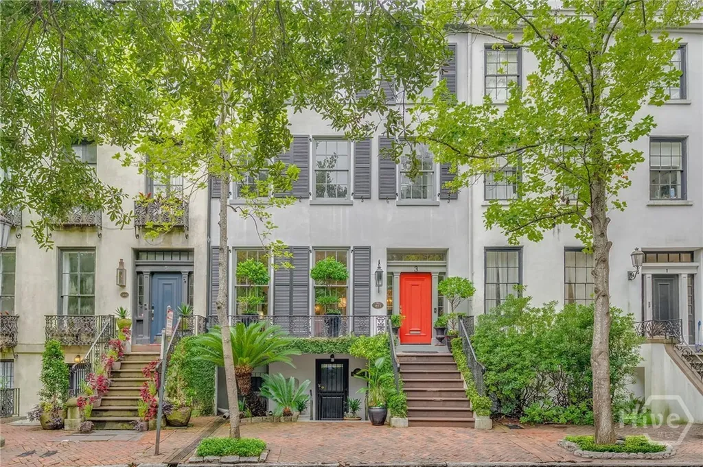 3 E Gordon Street Savannah GA 31401