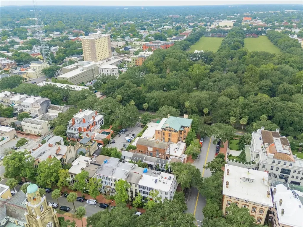 3 E Gordon Street Savannah GA 31401