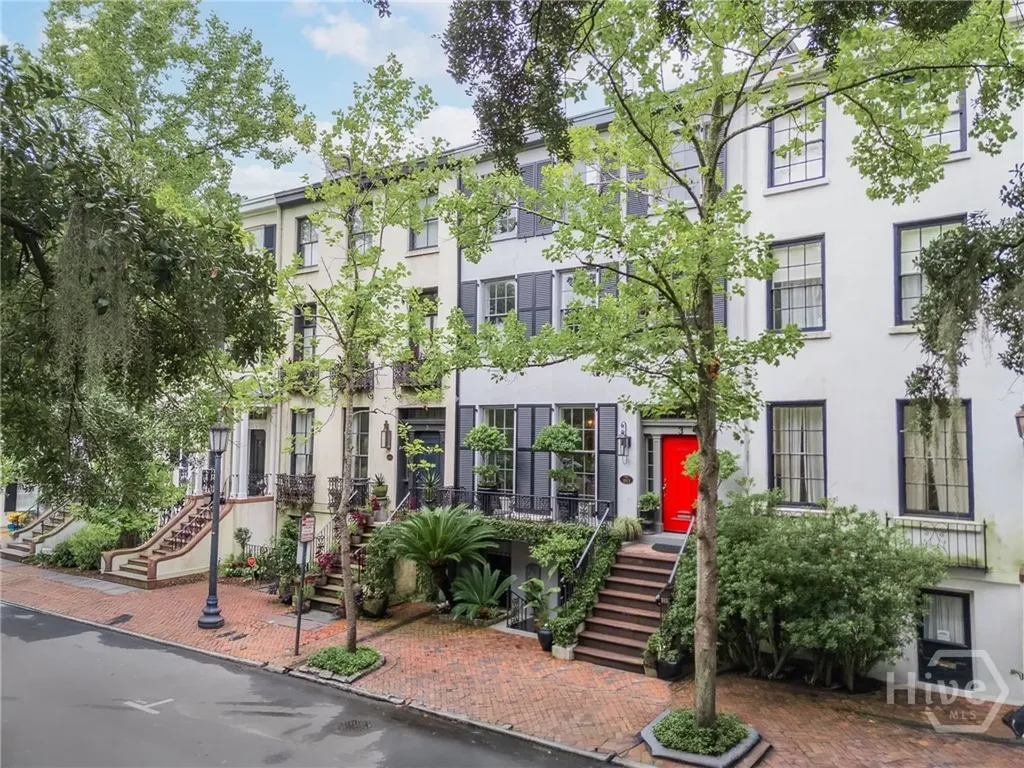 3 E Gordon Street Savannah GA 31401