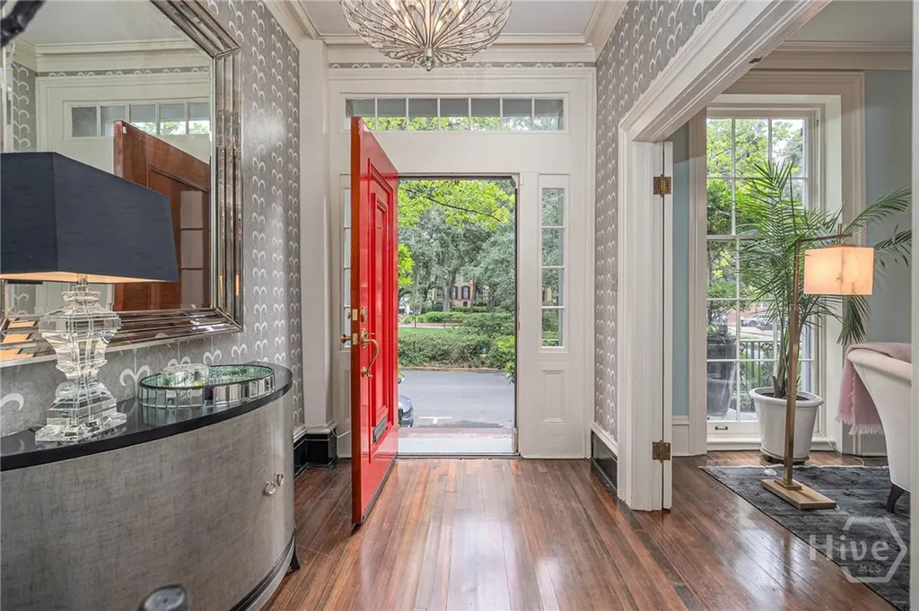 3 E Gordon Street Savannah GA 31401