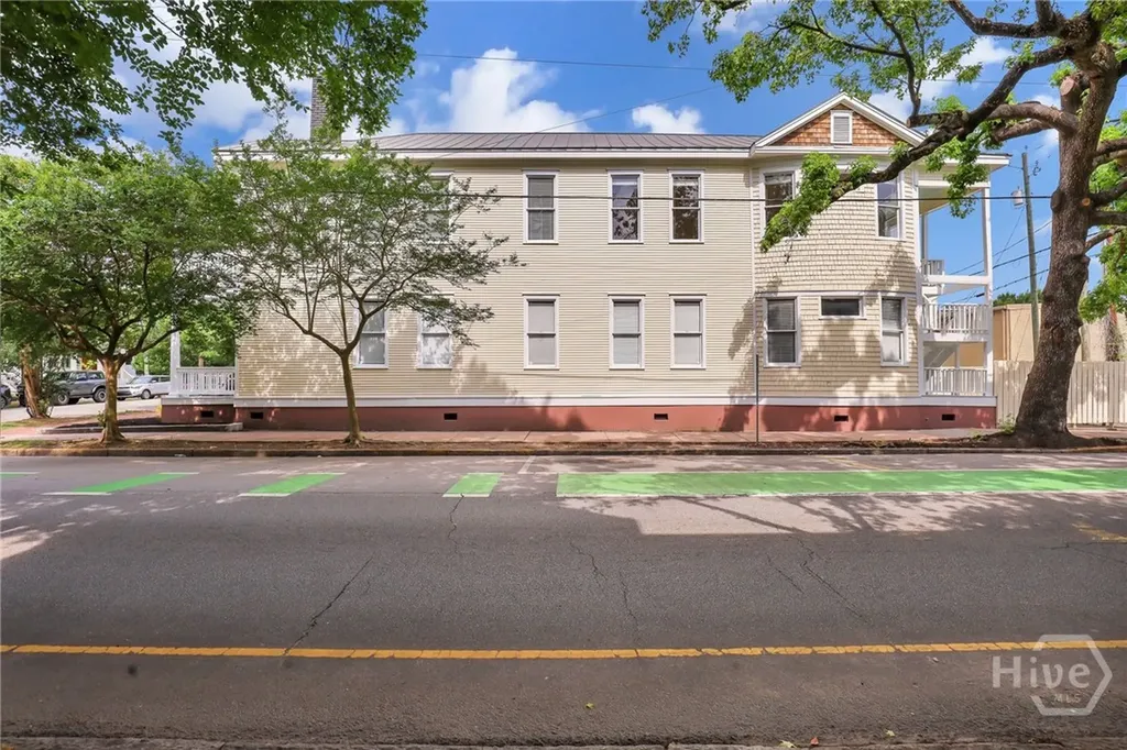 420 E Bolton Street Savannah GA 31401
