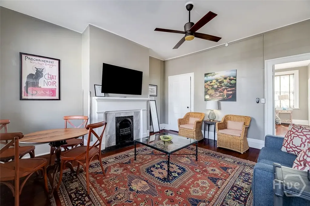 28 E Taylor Street Savannah GA 31401