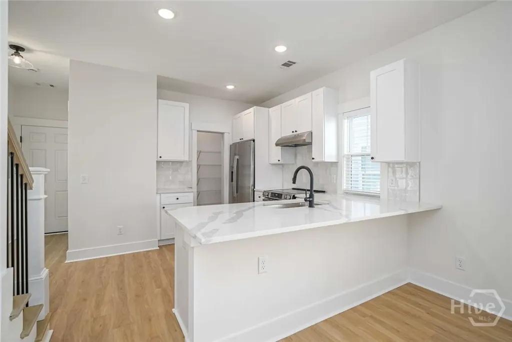 1205 E Bolton Street Savannah GA 31404