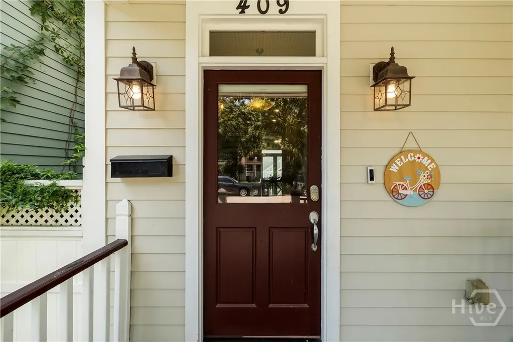 409 E Park Avenue Savannah GA 31401