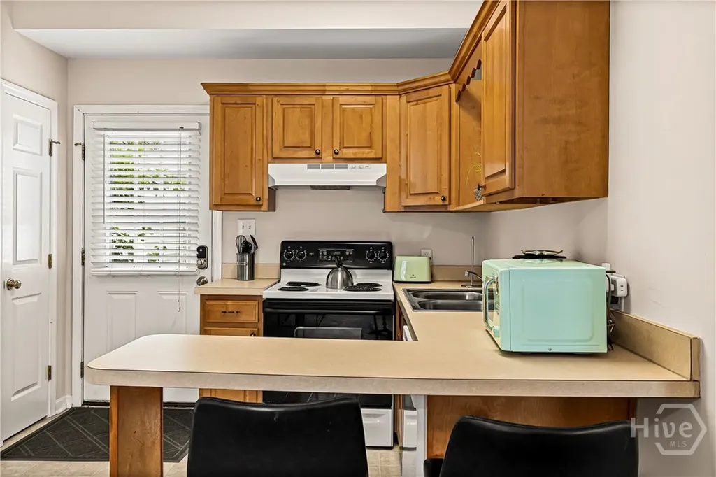 409 E Park Avenue Savannah GA 31401