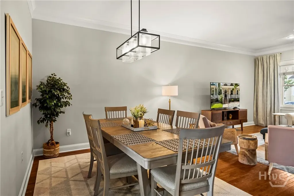409 E Park Avenue Savannah GA 31401