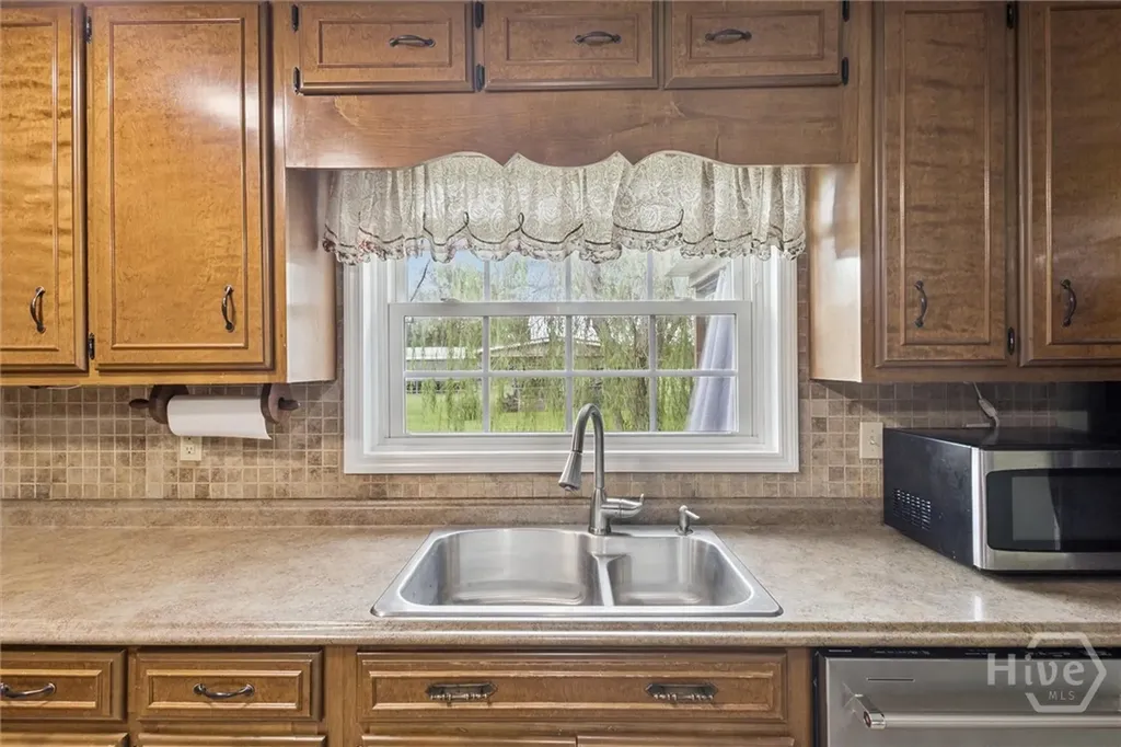 2195 Montgomery Street Kite GA 31049