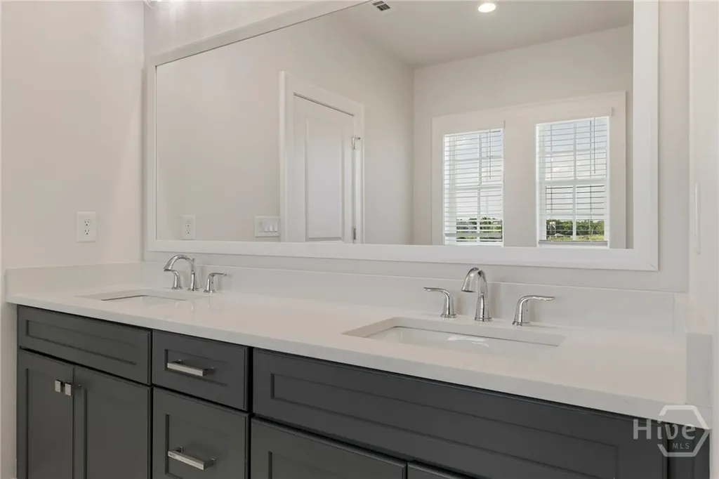 416 Upper East Avenue Savannah GA 31401