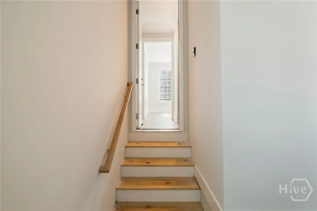 416 Upper East Avenue Savannah GA 31401