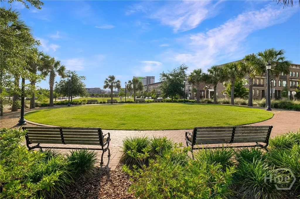 416 Upper East Avenue Savannah GA 31401